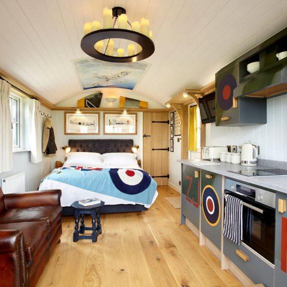 Hornington Manor Luxury Shepherd Huts Йорк Экстерьер фото